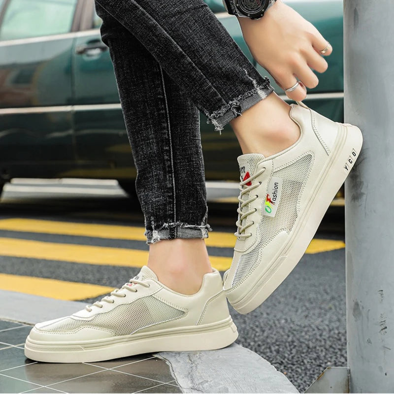 Men's Board Shoes with Breathable Soft Soles Low Heel Round Toe New Style Lace-up High-quality All-season Model Vulcanized Shoes