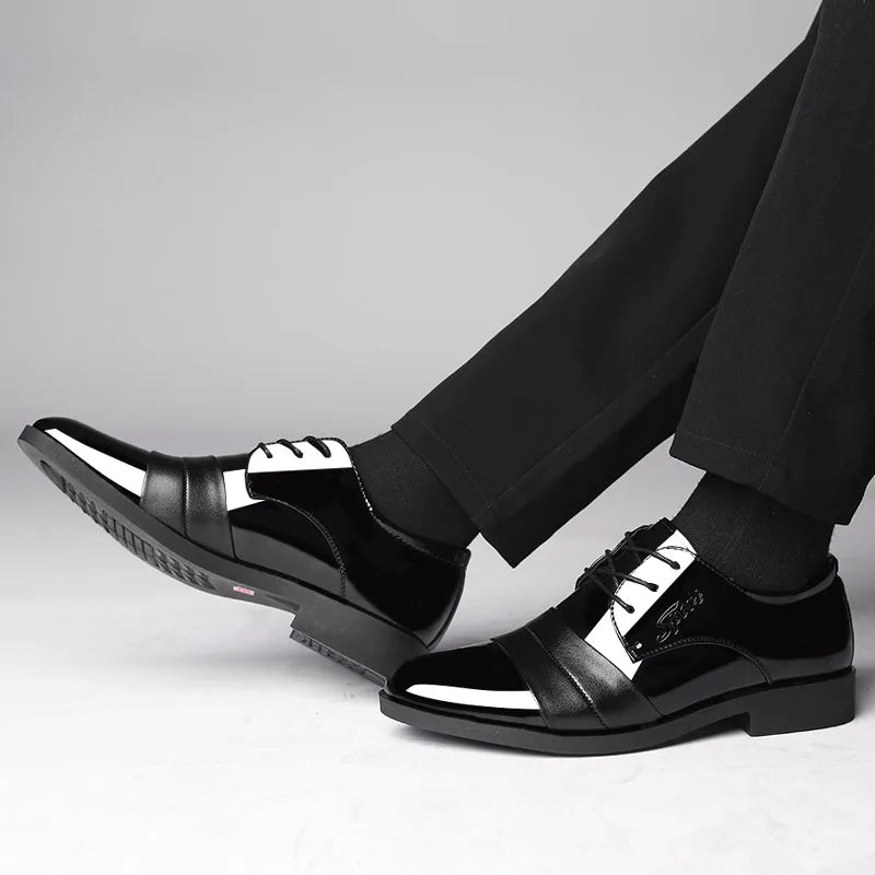Social Shoe for Men Casual Business Patent Leather Dress Shoes Man Bright Upper Pointed Toe 2025 Trend Office Suit Footwear New