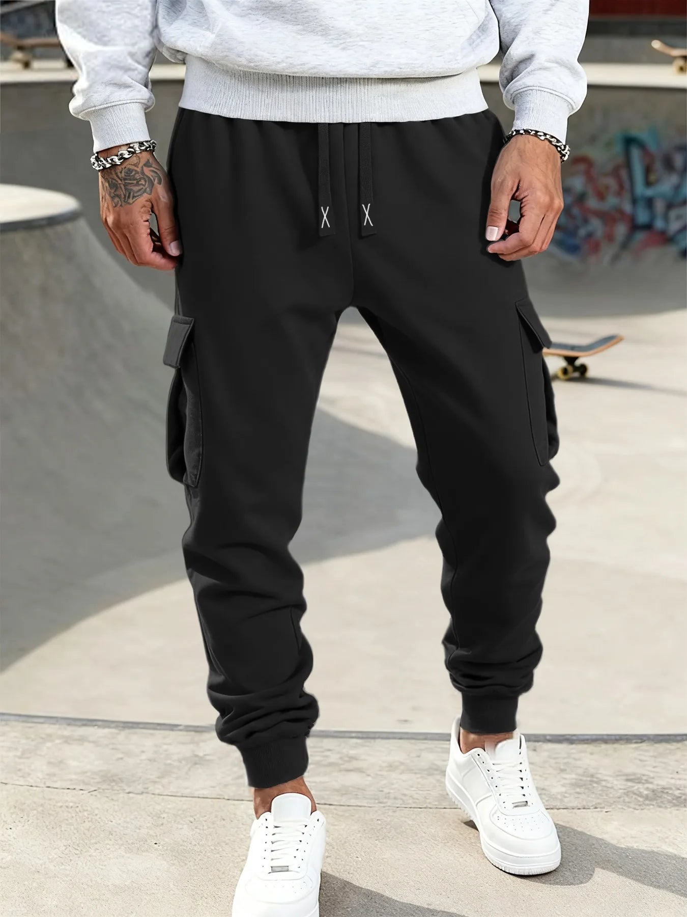 Mens Casual Pants Spring Autumn Sweatpants Drawstring Solid Color Workout Long Pants Fashion Gym Trousers with Pockets